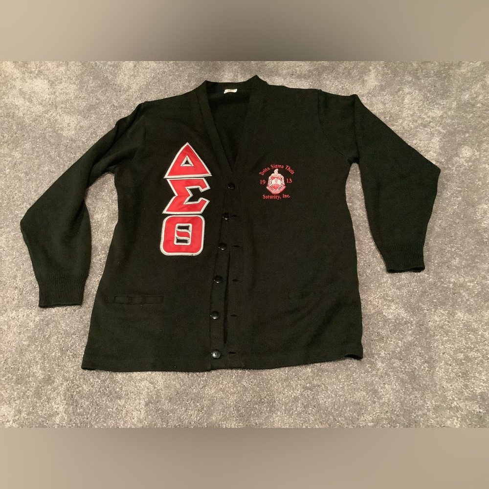 Delta Sigma Theta Cardigan Sweater Size 2x